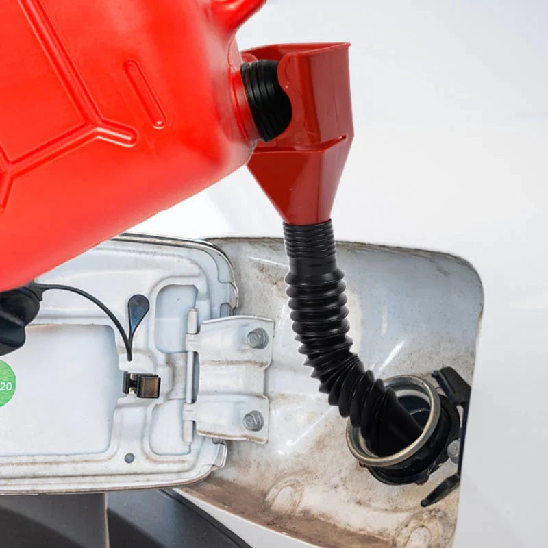 Behúzható autó üzemanyag-tölcsér