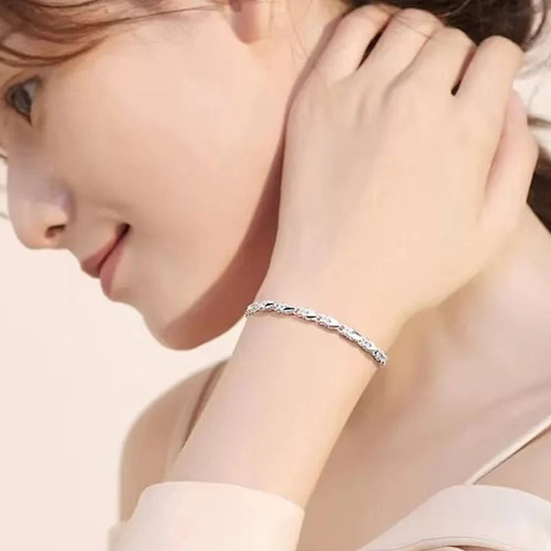 【🎁Božićna ponuda🎄】Elegantna narukvica sa sjajnom djetelinom