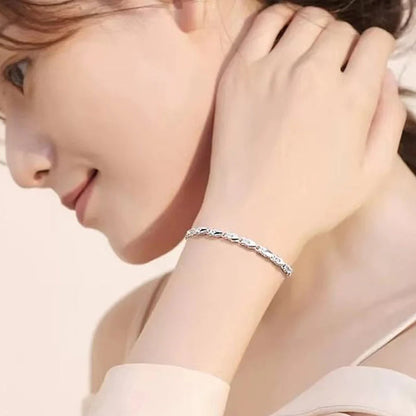 【🎁Božićna ponuda🎄】Elegantna narukvica sa sjajnom djetelinom