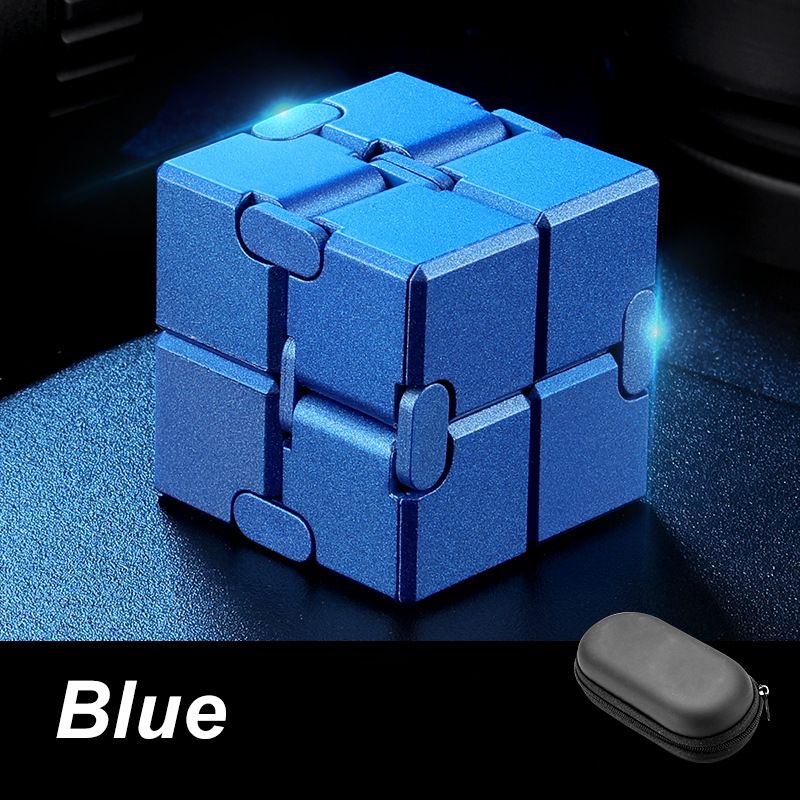 【🎁Božićna ponuda🎄】Antistres kocka – Opustite se bilo gdje i bilo kada!